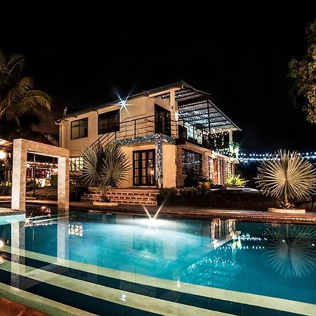 Nuevo Oeste Hotel Acacías Exterior foto