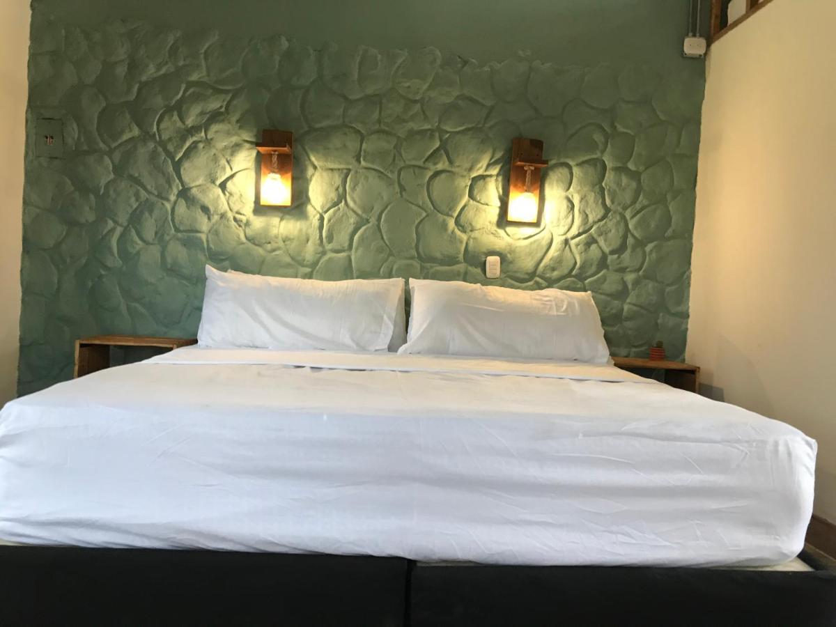 Nuevo Oeste Hotel Acacías Exterior foto