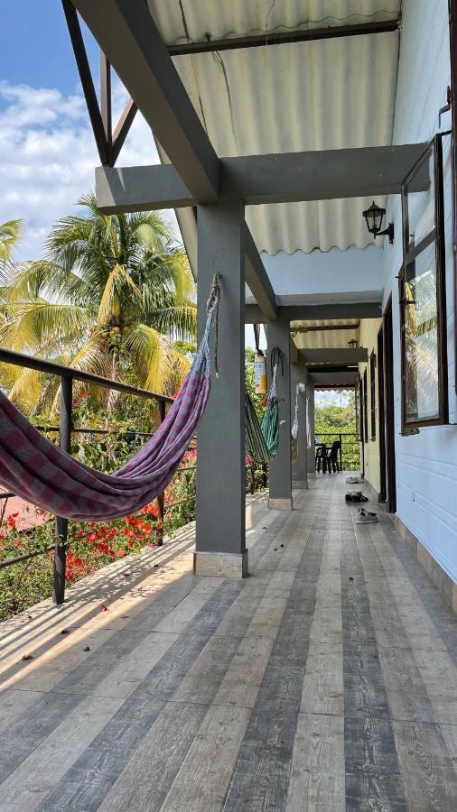 Nuevo Oeste Hotel Acacías Exterior foto